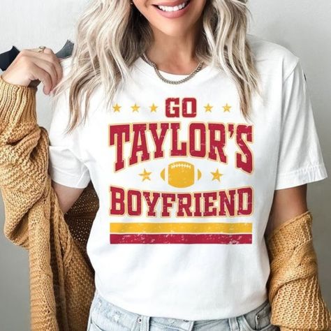 Vintage Go Taylors Boyfriend Unisex Shirt, Swift Kelce Shirt, Swiftie & Football Funny Football Shirts, Taylor Boyfriend, Sublime Shirt, Football Tees, Unique Shirt, Boyfriend Shirt, Football Shirt, Top Casual, Football Shirts