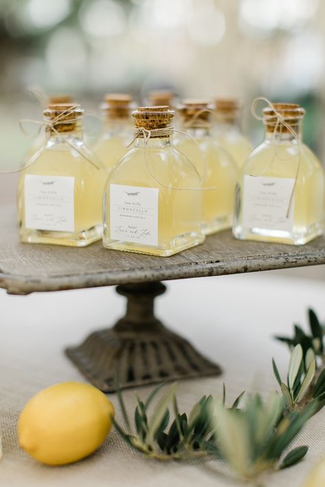 Limoncello Wall, Limoncello Favors, Italian Bridal Showers, Rustic Italian Wedding, Italian Wedding Favors, Italian Party, Greek Wedding, Wedding Drink, Tuscany Wedding