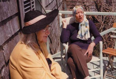 grey gardens Grey Gardens Movie, Grey Gardens Documentary, Good Documentaries To Watch, Popular Beers, Werner Herzog, Best Documentaries, Grey Gardens, About Time Movie, Documentary Film