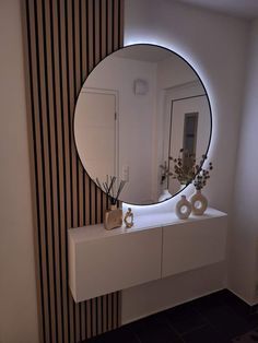 Uk Hallway Ideas, Entrance Mirror Ideas, Classy Homes, Home Hall Design, Apartment Living Room Design, Custom Mirrors, Hall Decor, Hall Design, Home Entrance Decor