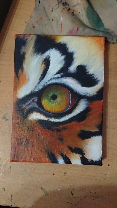 Animal Eye Painting Acrylic, Tiger Eye Painting Acrylic, Eye Canvas Painting Acrylics, Vintage Acrylic Painting Ideas, Acrylic Painting Canvas Animals, Tiger Painting Acrylic Canvases, Acrylic Animal Painting Ideas, Painting Animals Acrylic, Tiger Painting Acrylic Easy