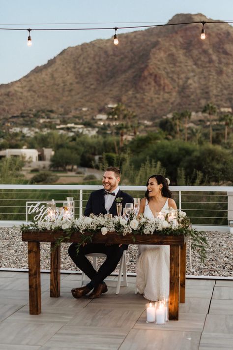 Sweetheart Table Garland, Reception Garland, Modern White Wedding, Sweetheart Table Flowers, Sweetheart Table Decor, Table Garland, Sweetheart Table Wedding, Bridal Table, Neutral Wedding