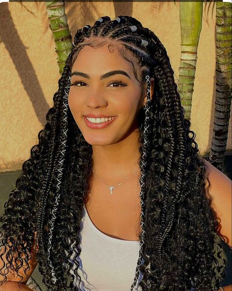 Triangle Box Braids, Braid Inspiration, Messy Braids, Braids Hairstyles Pictures, Small Braids, Fulani Braids, Pretty Braided Hairstyles, Braids With Curls, Boho Braids