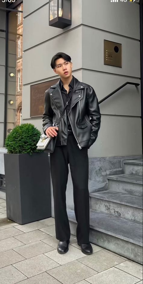 Outfits Ideas Korean, Winter Outfits Aesthetic Korean, Outfits Aesthetic Dress, Black Chelsea Boots Outfit, Black Leather Jacket Outfit, Chelsea Boots Men Outfit, Leather Jacket Outfit Men, Boots Men Outfit, Black Leather Jacket Men