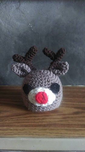 A blog full of FREE crochet /knitting /sewing pattern links ..any craft work researched and posted . Crochet Chocolate Orange Cover, Chocolate Orange Covers, Xmas Knitting, Crochet Chocolate, Crochet Creatures, Xmas Projects, Christmas Knitting Patterns Free, Shoe Template, Christmas Crochet Patterns Free