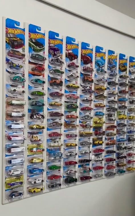 Hotwheel Car Wall Display, Ways To Display Hotwheels, Ways To Display Hotwheels In Package, Hot Wheels Wall Decor, Hot Wheel Car Display Ideas Diy, Displaying Hot Wheels Cars, Hot Wheels Display In Package, Hotwheel Shelf, Hot Wheel Decor