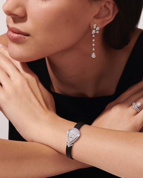 Chaumet on Instagram: “A jewel that tells the time. Both elegant and unconventional, our iconic Joséphine Aigrette timepiece adorns the wrist with grace and…” Telling Time, Time Piece, Or Rose, Instagram A, My Jewellery, Ear Cuff, Diamond Earrings, Gems, Bracelet