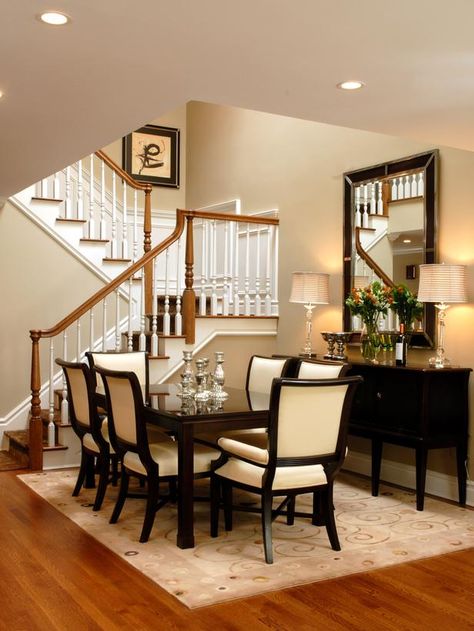 Transitional Style Dining Room, Cream Dining Room, Brown Dining Room, Dining Room Decor Modern, Transitional Dining Room, Transitional Dining, Stylish Dining Room, Dining Room Contemporary, Dining Room Colors