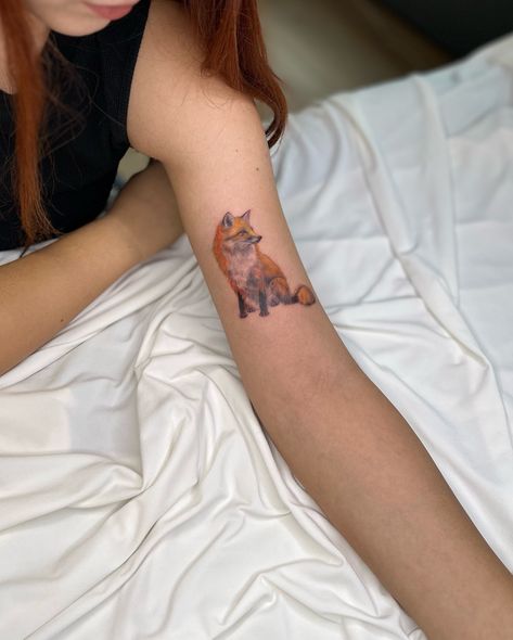 Follow the red fox spirit, this fox has a story.🏰▪️ . . . #redfoxtattoo #foxtattoo #foxspirit #spiritanimal #foxesofig #vulpesvulpes #vulpes #nofiltertattoo Fox Tattoo Color, Fox Thigh Tattoo, Red Fox Tattoos, Trash Polka Art, Tattoo Color, Trash Polka Tattoo, Fox Spirit, Fox Tattoo, Trash Polka