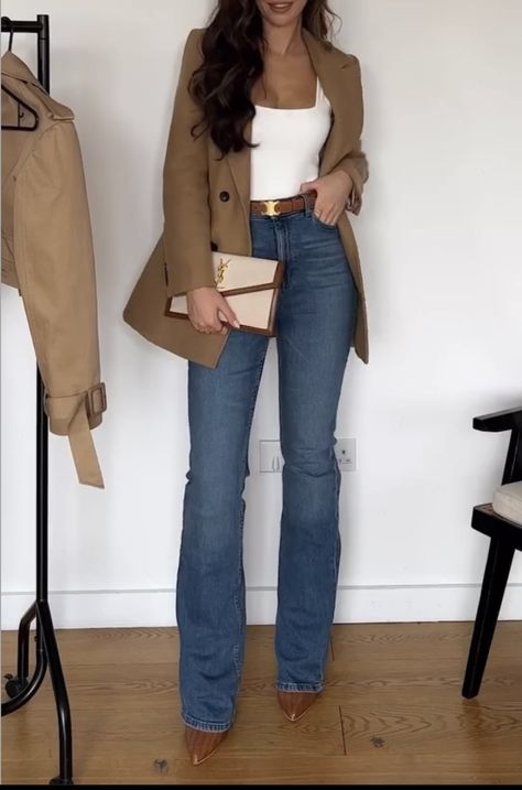 Day Fall Outfits, Heel Boots Outfit, Outfit Ideas Classy, Mode Gossip Girl, Boots Outfit Ideas, Classy Fall Outfits, Looks Jeans, Stylish Work Attire, Business Casual Outfits For Work