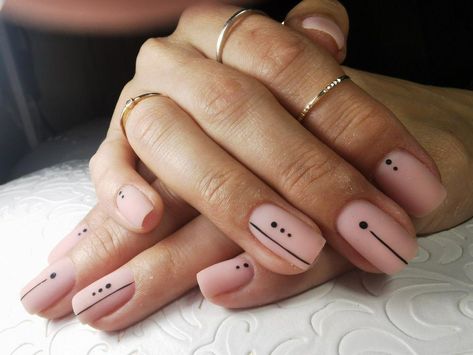 Fine Line Nail Designs, Minimalist Nail Art Designs Simple, Nails Geometric Design, Manicure Lines, Fine Line Nail Art, Nails Line Art, Line Nail Art Designs, Nail Line Art, Boho Nail Ideas