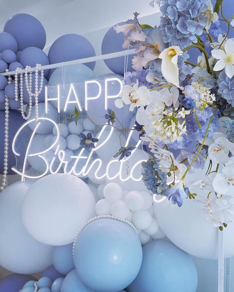 Periwinkle Birthday Party, Romantic Birthday Party, Navy Living, 32 Birthday, Party Styling, Romantic Birthday, Flower Party, Rectangle Frame, Blue Home