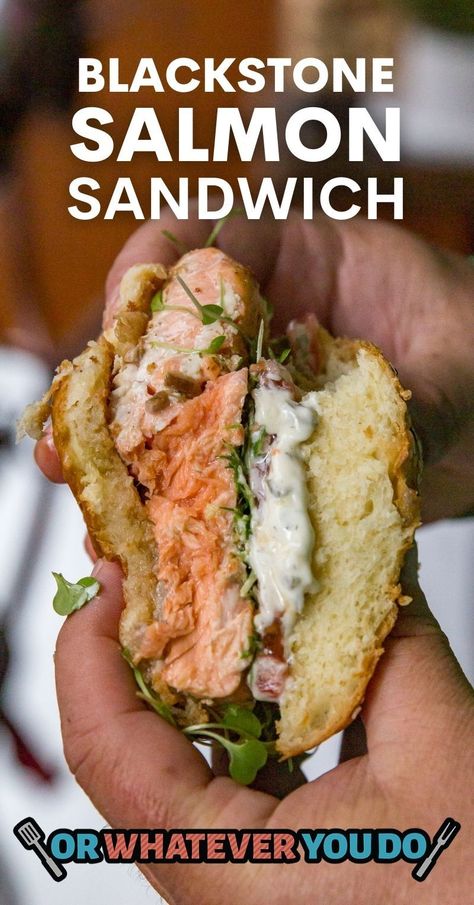 Grilled Salmon Sandwich Recipes, Griddle Salmon Recipes, Blackstone Salmon Recipes, Plancha Cooking, Salmon Sandwich Recipes, Salmon Sandwiches, Recipes Burgers, Blackstone Cooking, Jerk Salmon