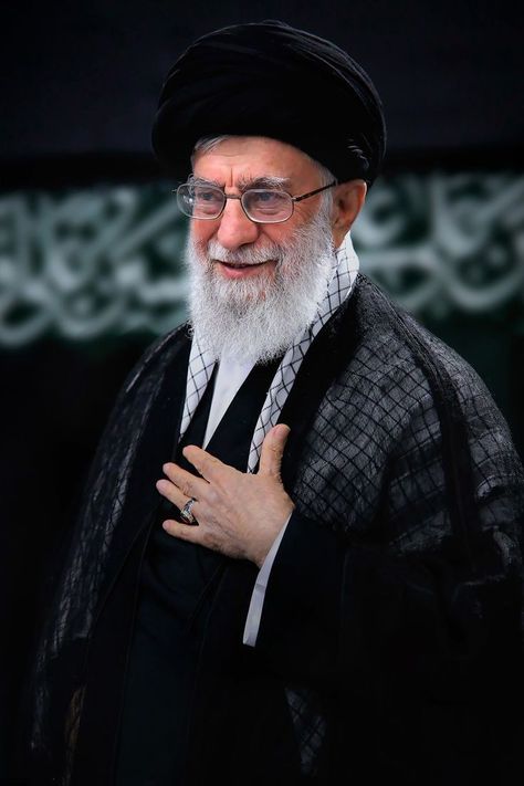 Ayatollah Khamenei, Imam Khamenei, Supreme Leader Of Iran, Double Exposure Photo, Expensive Fashion, Al Qur'an Aesthetic, Cute Love Photos, Superhero Poster, Instagram Cartoon