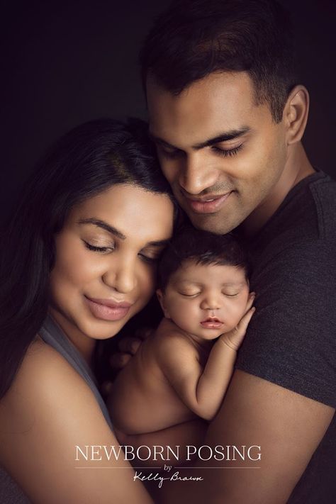 Photo Bb, Foto Newborn, Baby Fotografie, Newborn Family Photos, Newborn Photography Poses, Newborn Baby Photoshoot, Pumping Moms, Newborn Baby Photos, Newborn Poses