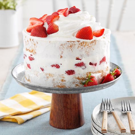 Don't let the number of steps in this recipe fool you —it's easy to assemble. The cake bakes up high and fluffy, and the berries add a fresh fruity flavor. Cream cheese is a good substitute if you don't have mascarpone cheese handy. —Carol Witczak, Tinley Park, Illinois Mascarpone Cake Recipe, Strawberry Mascarpone Cake, Strawberry Jam Cake, Easter Baking Recipes, Strawberry Mascarpone, Mascarpone Cake, Easter Cake Recipes, Strawberry Dessert Recipes, 30 Birthday