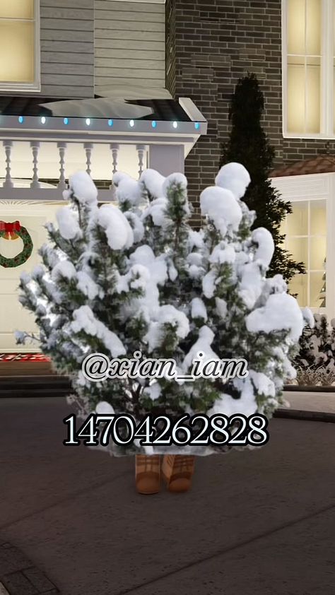 Holiday Bloxburg House, How To Make Realistic Trees In Bloxburg, Fall Decals Bloxburg Plants, Bloxburg Winter Tree Decals, Winter Plant Decals Bloxburg, Winter House Bloxburg Exterior, Winter Tree Decals Bloxburg, Bloxburg Christmas Build Ideas, Bloxburg Winter Plant Decals