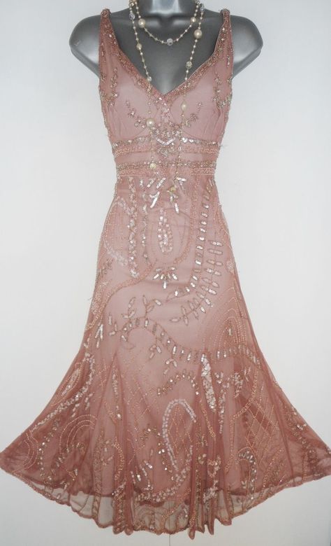 Principles Pink Embellished Deco Gatsby Flapper Charleston Evening Dress Size 14 | eBay Vintage Outfits 20s, Outfits 20s, Style Année 20, Party Dress Wedding, Long Cocktail Dress, 20s Fashion, Dress Slim, Dress Wedding Guest, Dress Back