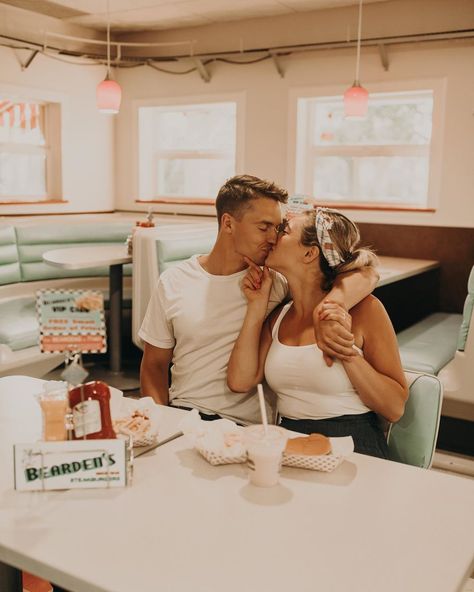 Retro Diner Photoshoot Couple, 50s Diner Photoshoot, Diner Aesthetic Photoshoot, 50's Couple, Diner Engagement Photos, Documentation Photography, Diner Photography, 50s Couple, 1950s Couple