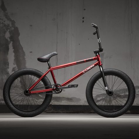 Best Bmx, Bmx Frames, Build A Bike, Park Street, Bmx Bicycle, Leg Chain, Bike Style, Bmx Bikes, Skate Park