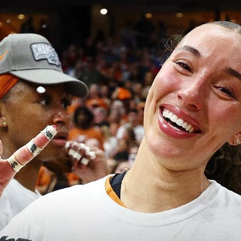 espnW on Instagram: "Madisen Skinner’s love for volleyball is definitely back ❤️🤘 (📷 @madisenskinner)" Madison Skinner, Ut Volleyball, Texas Volleyball, Ut Longhorns, Texas Longhorns, Horse Lover, Life Goals, Volleyball, Vision Board