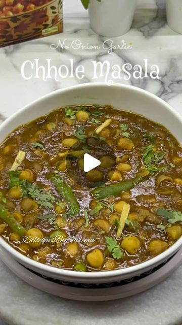 GARIMA BHARGAVA | FOOD & TRAVEL on Instagram: "Chhole Masala  No Onion Garlic Recipe   #chhole #cholebhature #cholekulche #chholekulche #chholechawal #chholebhature #chholerecipe #noonion #nooniongarlicrecipe #jainfood #jainrecipe #jainrecipe #punjabichhole #chholebhaturelover #northindianfood #northindiancuisine" No Garlic No Onion Recipes, Chhole Recipe, Chole Recipe, Jain Recipes, Garlic Recipe, Garlic Recipes, Veg Recipes, Food Travel, Indian Food