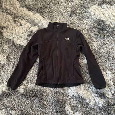 The North Face Jacket. Size: Adult Small Women’s. Color: Black. New Without Tags. Only Worn 1-2 Times. Excellent Condition. Comes From A Smoke Free Clean Home. If You Have Any Questions, Concerns, Comments Or Anything Like That Feel Free To Comment. If You Want Anymore Pictures Of This Item Just Comment And Ask. The North Face Jacket, Small Women, Cute Jackets, Black North Face, Clean Home, Cute Everyday Outfits, The North Face Jackets, North Face Jackets, Teenage Fashion Outfits