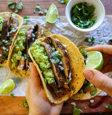 Portobello Mushroom Tacos (Vegan Carne Asada Tacos) Vegan Carne Asada, Portobello Tacos, Jackfruit Carnitas, Vegan Tacos Recipes, Tacos Vegan, Portobello Mushroom Recipes, Vegan Chorizo, Mushroom Tacos, Chorizo And Potato