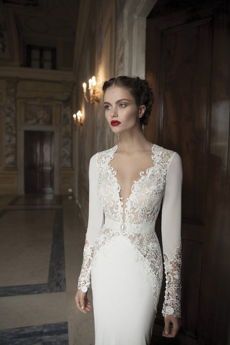 1940s Style Wedding, 1940 Wedding Dress, 1940 Wedding, Off The Shoulder Mermaid Wedding Dress, Daria Karlozi, 1940s Wedding Dress, Chic Bridal Gown, 1940s Wedding, Berta Wedding Dress