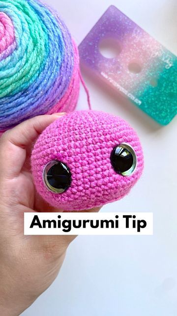 Jade - Amigurumi Designer 🧶 on Instagram: "AMIGURUMI TIP! 💛 I find it so hard to embroider those white lines once the eyes are secure (the washers at the back make it hard to bring my needle close enough to the eye). 🧶 So here it is! Embroider them BEFORE securing the eyes! Result is always flawless 😁 ☝️Safety Eye Jig from @rusticpixels ✌️Filmed this reel using my amazing Olivia tripod by @heypaparazzo (use my code JADE)!! Let me know if you want more tips! 💖 @crochetreels #crochettips #cr Crochet Safety Eyes, Diy Safety Eyes, Crochet Eyes Amigurumi, Amigurumi Eyes, Diy Safety, Mandala Yarn, Amigurumi For Beginners, Eye Expressions, Keychain Pattern