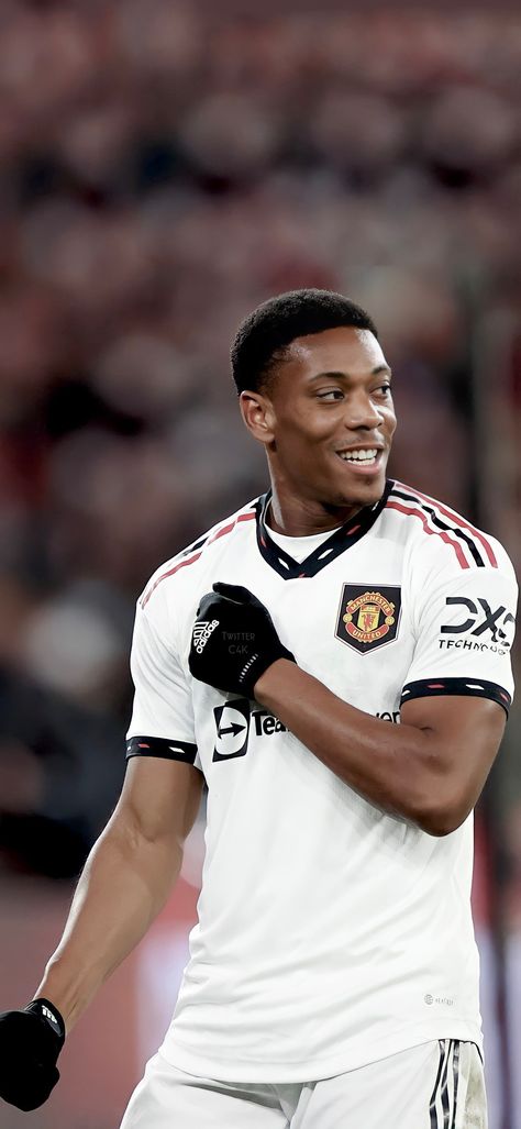 Manchester United Aesthetic, Martial Manchester United, Football Player Costume, Manchester United Logo, United Wallpaper, Manchester United Team, Anthony Martial, Manchester United Wallpaper, Manchester United Players