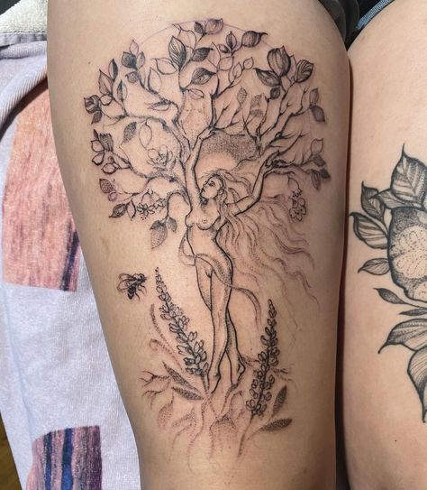 In progress ⛓ | Instagram Gaia Tree Of Life Tattoo, Mother Tree Tattoo, Warrior Woman Tattoo, Woman Tree Tattoo, Tree Thigh Tattoo, Mother Earth Tattoo, Willow Tattoo, Willow Tree Tattoo, Tree Tattoo Ideas