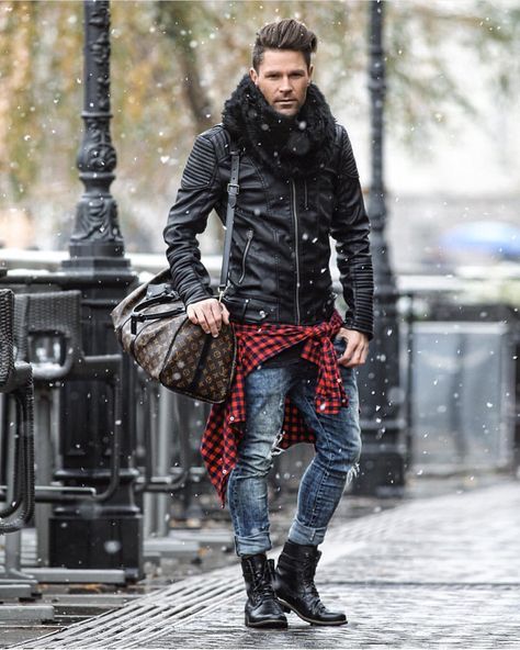 Shirt Winter Essentials For Men, Leather Jacket Men Style, Fall Winter Essentials, Mens Fashion Smart, Hipster Mens Fashion, Leather Jacket Outfits, Hipster Outfits, Men Fashion Casual Outfits, Mens Winter Fashion