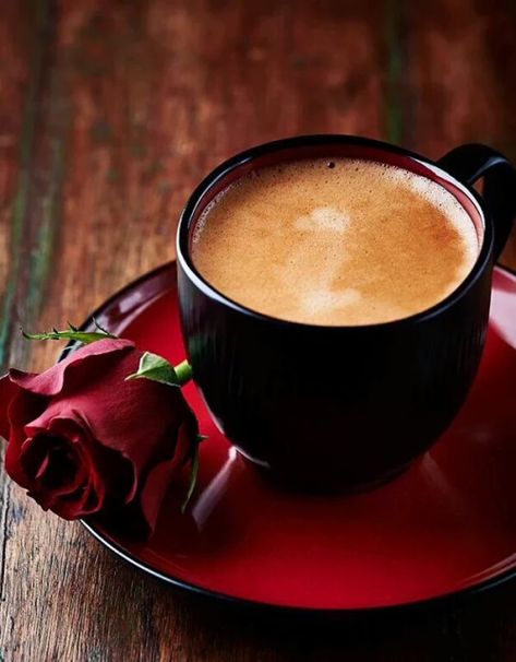 Gif Café, Coffee And Roses, Low Key Portraits, Good Morning Krishna, Time For Coffee, Coffee Latte Art, Good Morning Coffee Gif, Technology Consulting, Coffee And Donuts