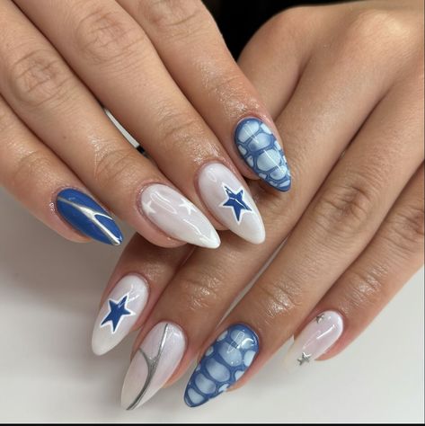 Dallas Nails Cowboys, Nfl Nail Designs, Dallas Cowboys Nails Designs Football, Cowboys Nails Design, Dallas Cowboys Nails Acrylics, Dallas Cowboy Nails, Colts Nails, Dallas Nails, Dallas Cowboys Nail Designs