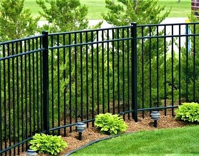 Black Fence Landscaping, Decorative Iron Fence, Aluminum Fencing Backyard, Black Aluminum Fence Landscaping, Black Iron Fence Backyard, Black Metal Fence Backyard, Estate Railings, Aluminum Fence Landscaping, Aluminum Fence Ideas