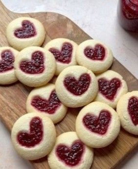 Thumbprint Cookies Aesthetic, Thumbprint Cookies Heart, Heart Thumbprint Cookies, Heart Thumbprint, Heart Cookies Recipe, Aesthetic Dessert, Finger Food Desserts, Raspberry Thumbprint Cookies, Finger Cookies