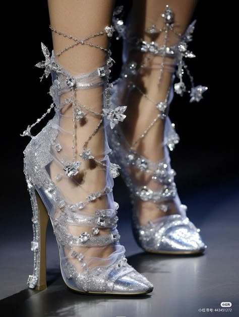 High Heels Elegant Style, Fairy Shoes Aesthetic, Ethereal Heels, Celestial Heels, Ethereal Shoes, Star High Heels, Star Heels, Fairy Heels, Angel Shoes