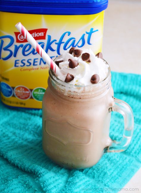 Breakfast Chocolate Milkshake Smoothie at artsyfartsymama.com #BreakfastEssentials #easyrecipe Carnation Instant Breakfast, Tog Art, Milkshake Smoothie, Instant Breakfast Recipe, Breakfast Chocolate, Smoothie Breakfast, Breakfast Essentials, Breakfast Shakes, Instant Breakfast