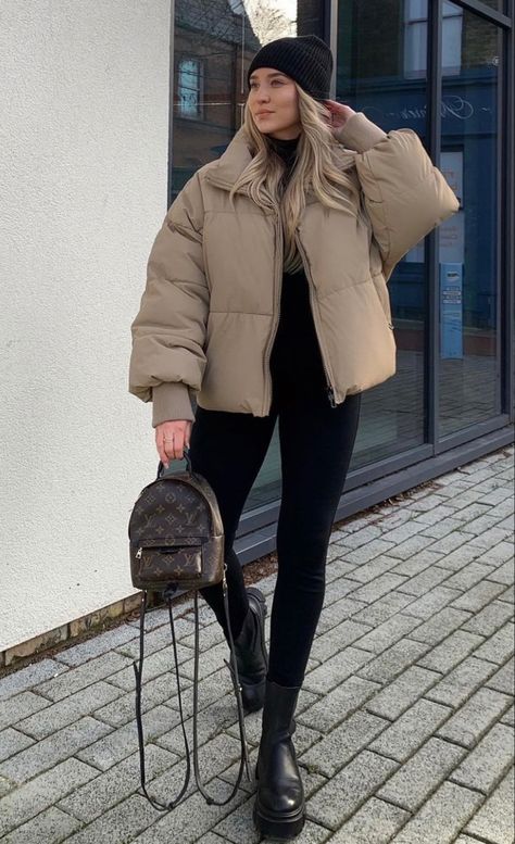 Chubby Winter Outfit Ideas, Brown Short Coat Outfit, Cream Quilted Jacket Outfit, Winter Puffer Outfits, White Winter Jacket Outfit, Tan Puffer Jacket Outfit, Beige Puffer Jacket Outfit, Mid Size Winter Outfits, Winter Puffer Jacket Outfits