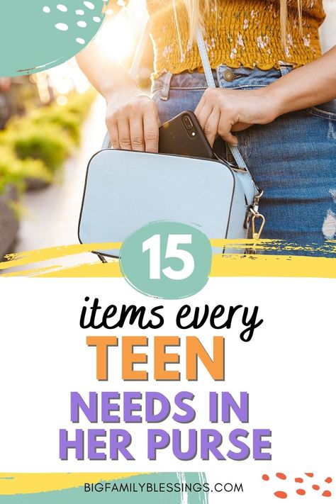 Purses For Teens, Mom Purse Essentials, Small Purse Essentials, Purse Essentials List, Purses For Teenagers, Office Purse, Family Blessings, School Purse, Purse For Teens