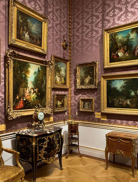 📍Wallace Collection, London Art Gallery Aesthetic Art Gallery Aesthetic, Gallery Aesthetic, Wallace Collection, London Art Gallery, Rococo Art, Victorian Interior, Castle Aesthetic, Romantic Art, Royal Palace