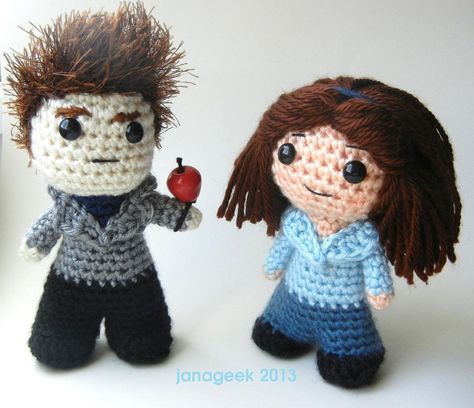 Twilight Bella and Edward Crochet Dolls pattern by JanaGeek on Craftsy.com Geeky Crochet Patterns, Bride Crochet, Bella Y Edward, Twilight Bella And Edward, Bella And Edward, Twilight Bella, Dolls Pattern, Dolls Crochet, Single Crochet Decrease