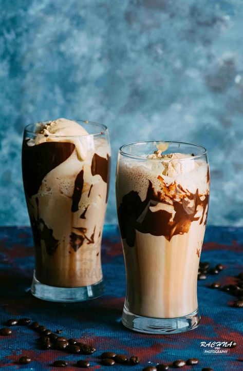 Coffee With Ice Cream, Coffee Milkshake Recipe, Cold Coffee Recipe, Coffee Ice Cream Recipe, Slushy Drinks, Coffee Milkshake, Cold Brew Iced Coffee, Mocha Recipe, Cold Coffee Recipes