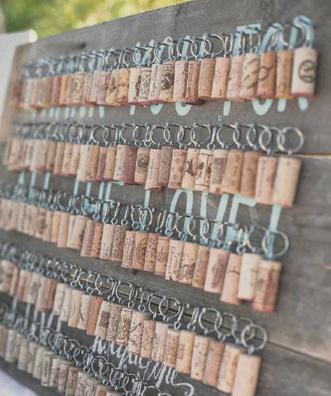 Vineyard Wedding Favors, Wine Cork Wedding, Memorable Wedding Favors, Cork Wedding, Wedding Favors And Gifts, Cheap Favors, Wedding Favors Cheap, Favors Diy, Wine Corks