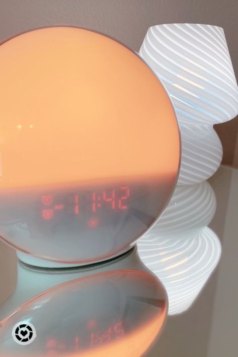 Sunrise Alarm Clock Aesthetic, Sunset Alarm Clock, Alarm Aesthetic, Aesthetic Alarm Clock, Alarm Clock Aesthetic, White Bedside Lamp, Sunrise Clock, Productive Era, Sunrise Lamp