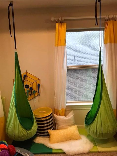 The Wilcox Life: Our Work in Progress Sensory Corner/Playroom Small Sensory Playroom, Sensory Corner Ideas, Sensory Corner At Home, Corner Playroom, Sensory Kids Room, Sensory Corner, House Share, Dress Up Wardrobe, Space Play