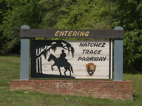 Where should I stay on the Natchez Trace Parkway? - LazyTrips Windsor Ruins, Natchez Trace Parkway, Natchez Trace, Should I Stay, Bike Route, Scenic Routes, Southern Charm, Historic Buildings, Vacation Trips