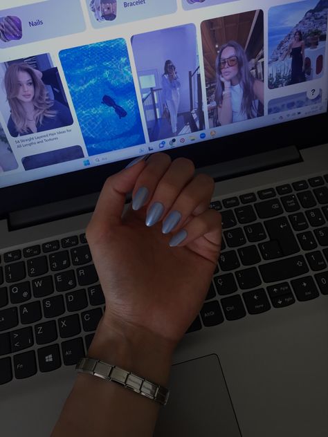 Blue nail polish Light Blue Nails Round, Light Blue Nails With Chrome, Blue Elegant Nails, Baby Blue Almond Nails, Soft Blue Nails, Light Blue Almond Nails, Pale Blue Nails, Irridescent Nails, Periwinkle Nails