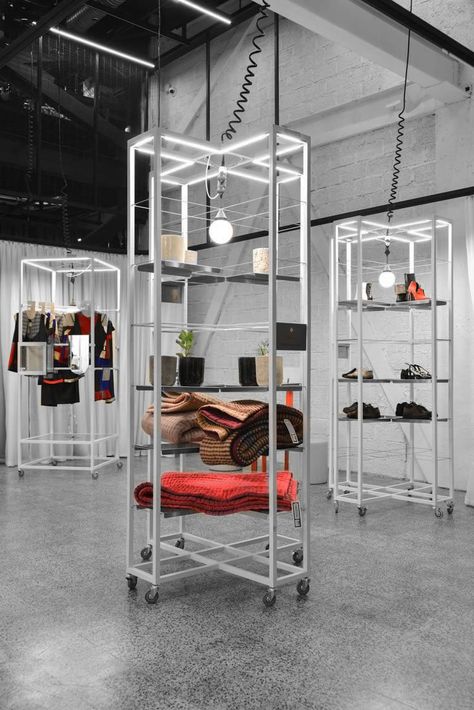 A New Retail & Events Space in Tehran Explores Modular Minimalism | Yatzer Modular Display, Retail Space Design, Retail Fixtures, Showroom Interior Design, Retail Store Design, Store Design Interior, Store Interior, Tehran, Display Design